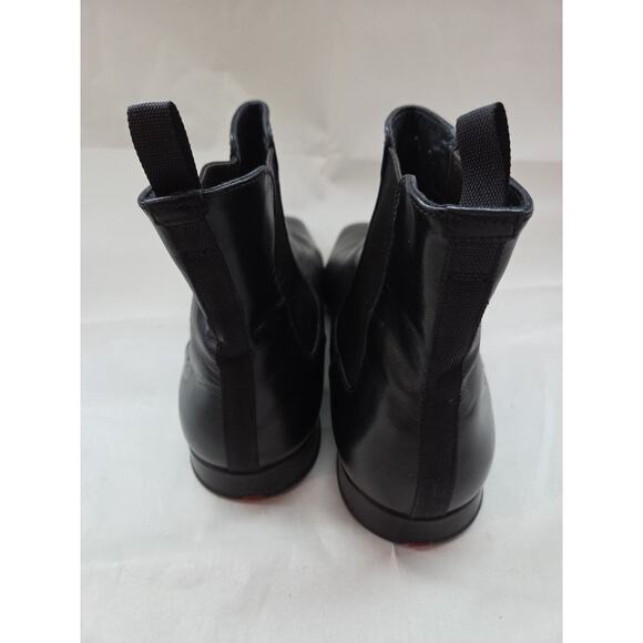 Prada Black Chelsea Men\'s Ankle Boots - UK 8.5 | US 9.5 main image 2
